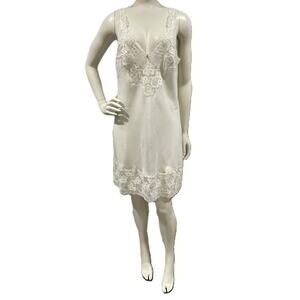 Venus White Lace Slip Dress Nightie‎ w/ Charm Bridal Lingerie Med (No Size Tag)